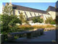Bourgueil, jardin près de l' abbaye, 10/2008 (96006 octets)