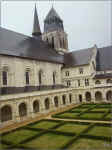 abbaye-de-fontevraud_cloître (227346 octets)