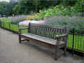 bench-london-kensington-gardens_u9.jpg (449805 octets)