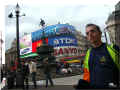 Piccadilly Circus, London, 10/2008  (104691 octets)