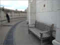 bench-london-st-paul-cathedral_07/2009  (292106 octets)