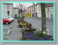 "En enfilade", La Tranche-sur-Mer, centre ville, 04/2004 (56031 octets)