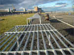 Belfast_Irlande du Nord, titanic-quarter_03/2010 (408066 octets)