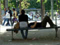 pause-sur-un-banc_paris (375661 octets)