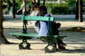champ-de-mars_couple-sur-un-banc_paris (308923 octets)