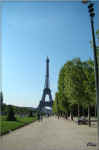 champ-de-mars_tour-eiffel (94940 octets)