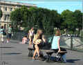 paris_pont_des_arts_u8.jpg (127472 octets)