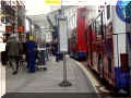 london_abribus_19x8.jpg (128366 octets)